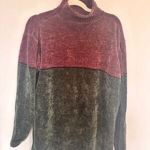 Colorblock Turtleneck Sweater - Burgundy and Olive
